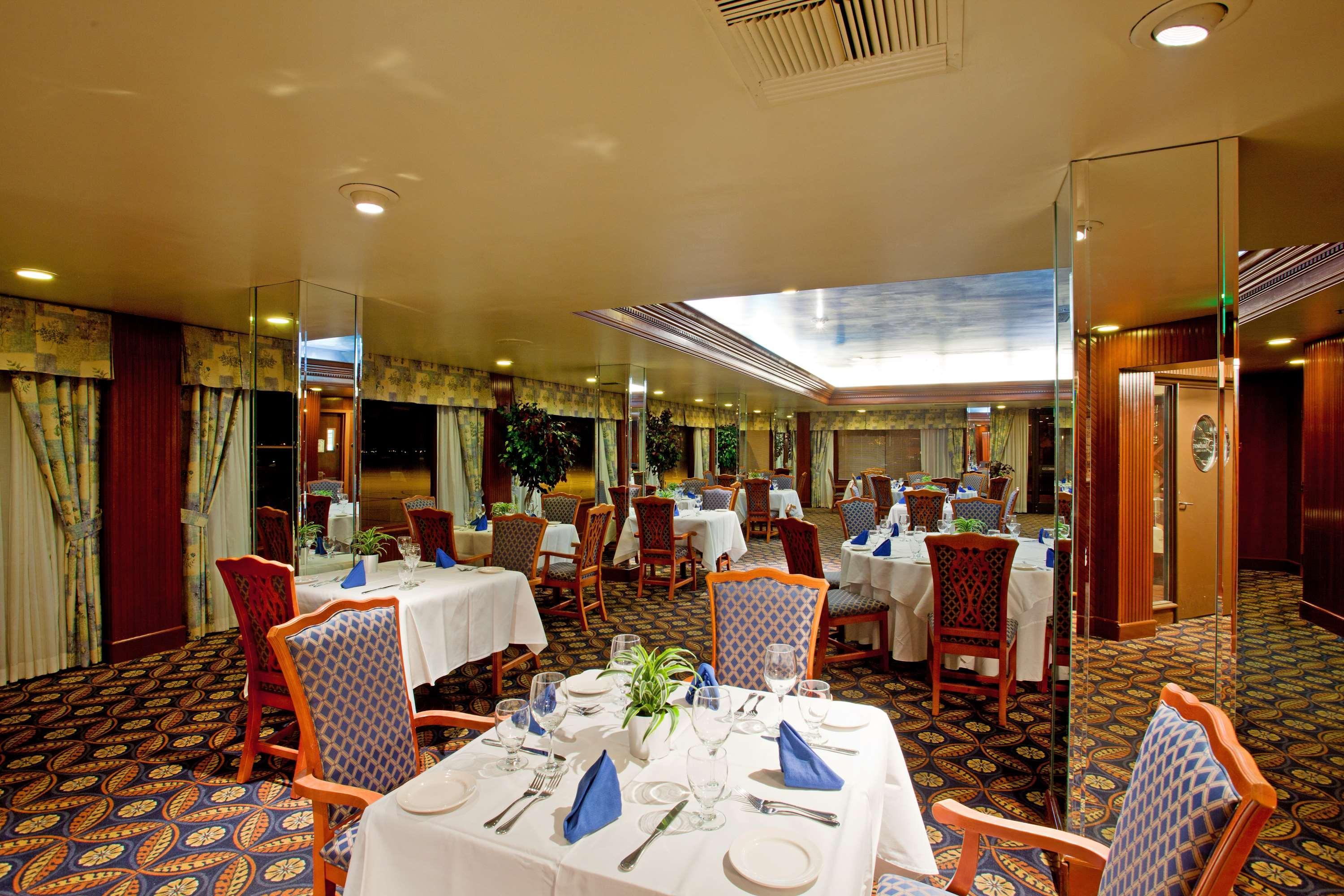 Radisson Hotel Santa Maria Restaurant foto