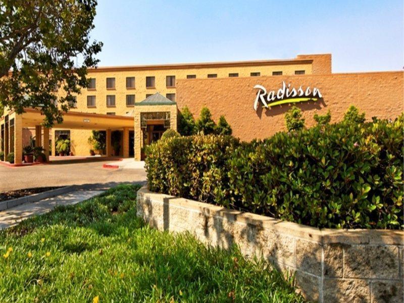 Radisson Hotel Santa Maria Buitenkant foto
