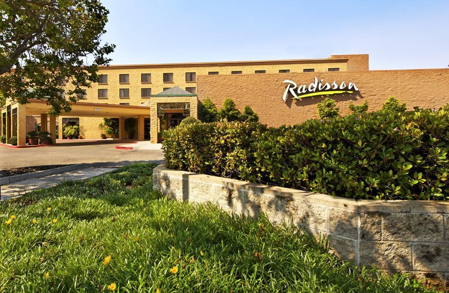 Radisson Hotel Santa Maria Buitenkant foto